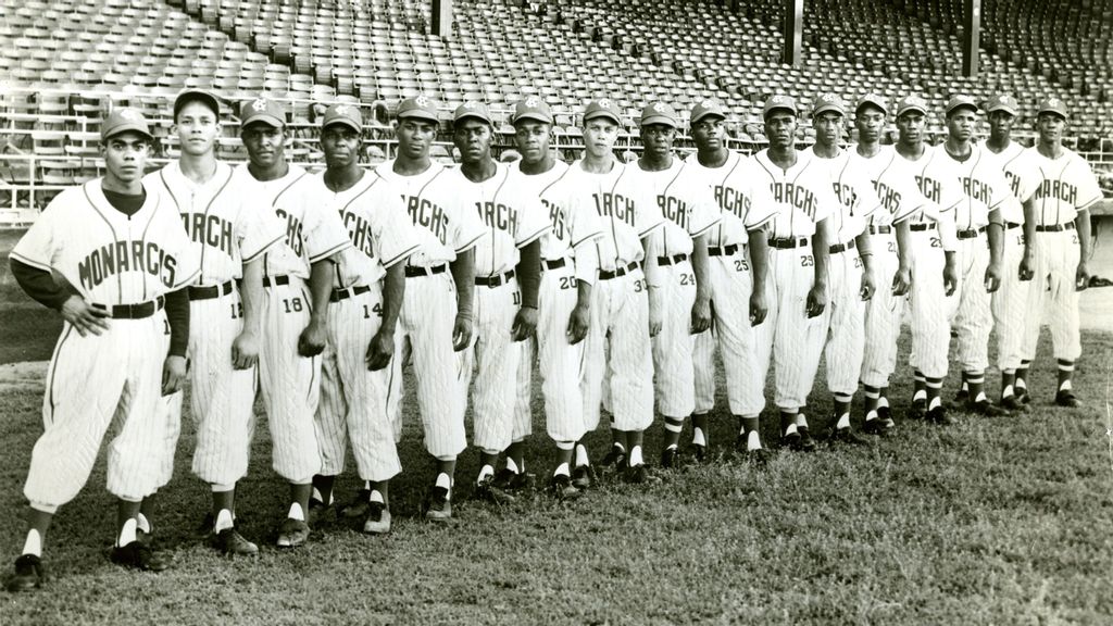 The 1954 Kansas City Monarchs. The team was one of the Negro Leagues' most famous and successful clubs. (Courtesy Negro Leagues Baseball Museum Inc.)  
