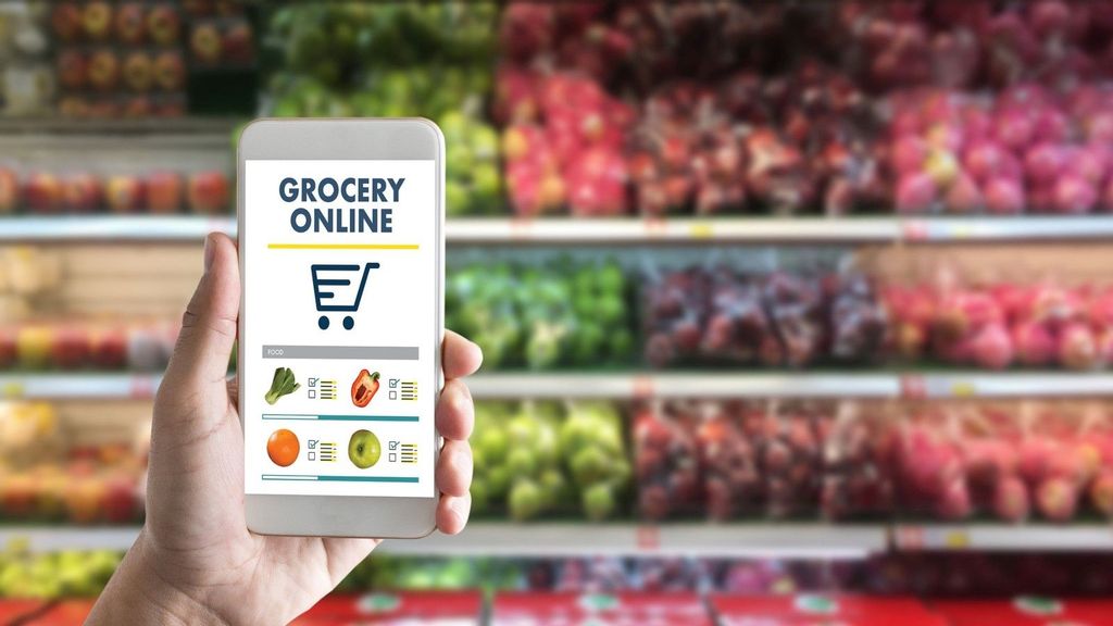 New technology helps grocers create the same customer-first experience across all touch points, online and in-store, says Stor.ai CEO Orlee Tal. (Ilan Shatz/Pixabay)