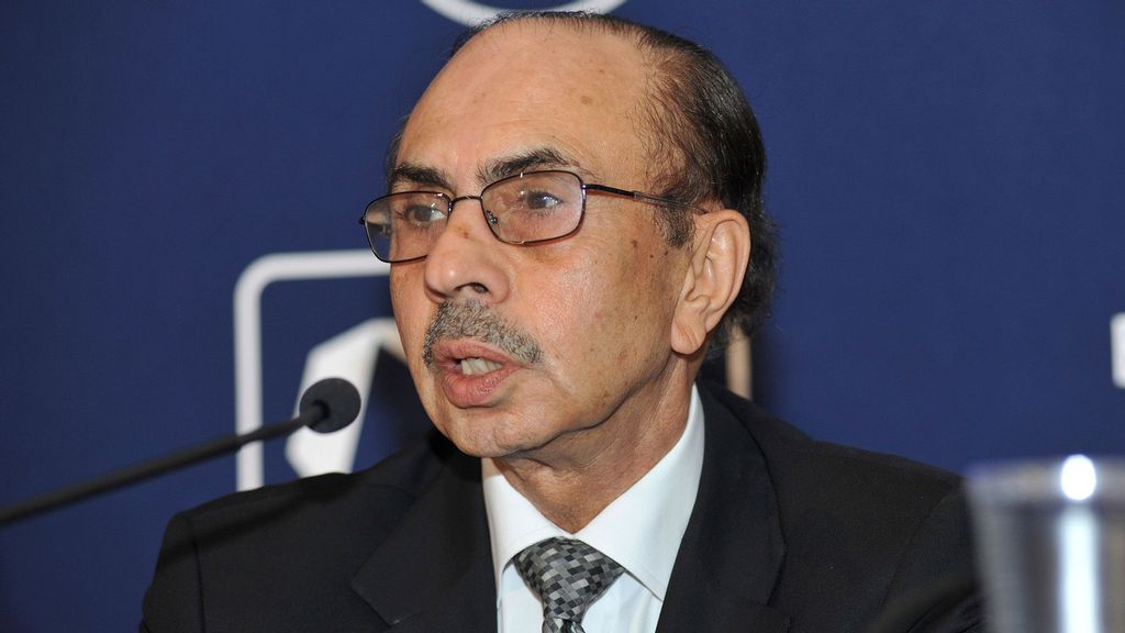 Veteran industrialist Adi Godrej will step down as Chairman from the board of directors at diversified conglomerate Godrej Industries. (Eric Miller/World Economic Forum/Wikimedia (CC BY-SA 2.0))
