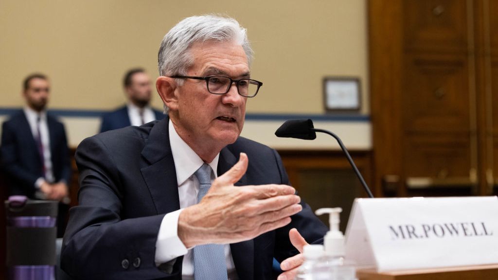 strongFederal Reserve Chairman Jerome Powell told the House Financial Services Committee on Sept. 30 that officials expect high inflation to “abate” once more of the economy has reopened. (Graeme Jennings-Pool/Getty Images)/strong