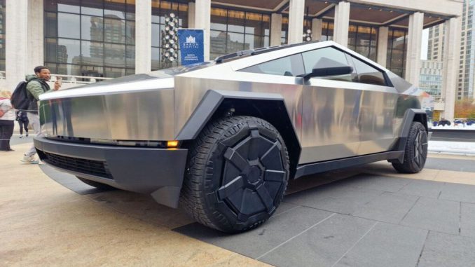 The Tesla Cybertruck on public display in New York at the 30th Annual Baron Investment Conference, 10th Nov. 2023. Tesla'sstrong /strongCybertruck launch event is exactly a week away. JORDI COR/YOUTUBE