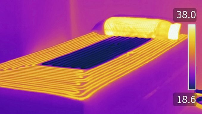 A look at the heating and cooling sections of the mattress using a thermal camera. Undated photograph. (University of Texas,SWNS/Zenger)