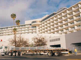 The IceBrick system arriving at the Beverly Hilton to cut down on carbon emissions. Photo courtesy of Nostromo Energy