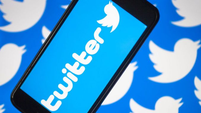 ANKARA, TURKEY - NOVEMBER 30: Twitter application's logo is seen on a screen of a mobile phone in Ankara, Turkey on November 30, 2019. Legal experts say Twitter must clear a high hurdle if it sues Meta Platform Inc (NASDAQ: a href=https://www.Zenger News.com/stock/meta#NASDAQMETA/a) over the creation of a rival a href=http://www.Zenger News.com/news/large-cap/23/07/33138722/musks-twitter-threatens-zuckerbergs-copycat-threads-app-with-legal-action-on-day-1social media app called strongThreads/strong/a. PHOTO BY AYTAC UNAL/GETTY IMAGES